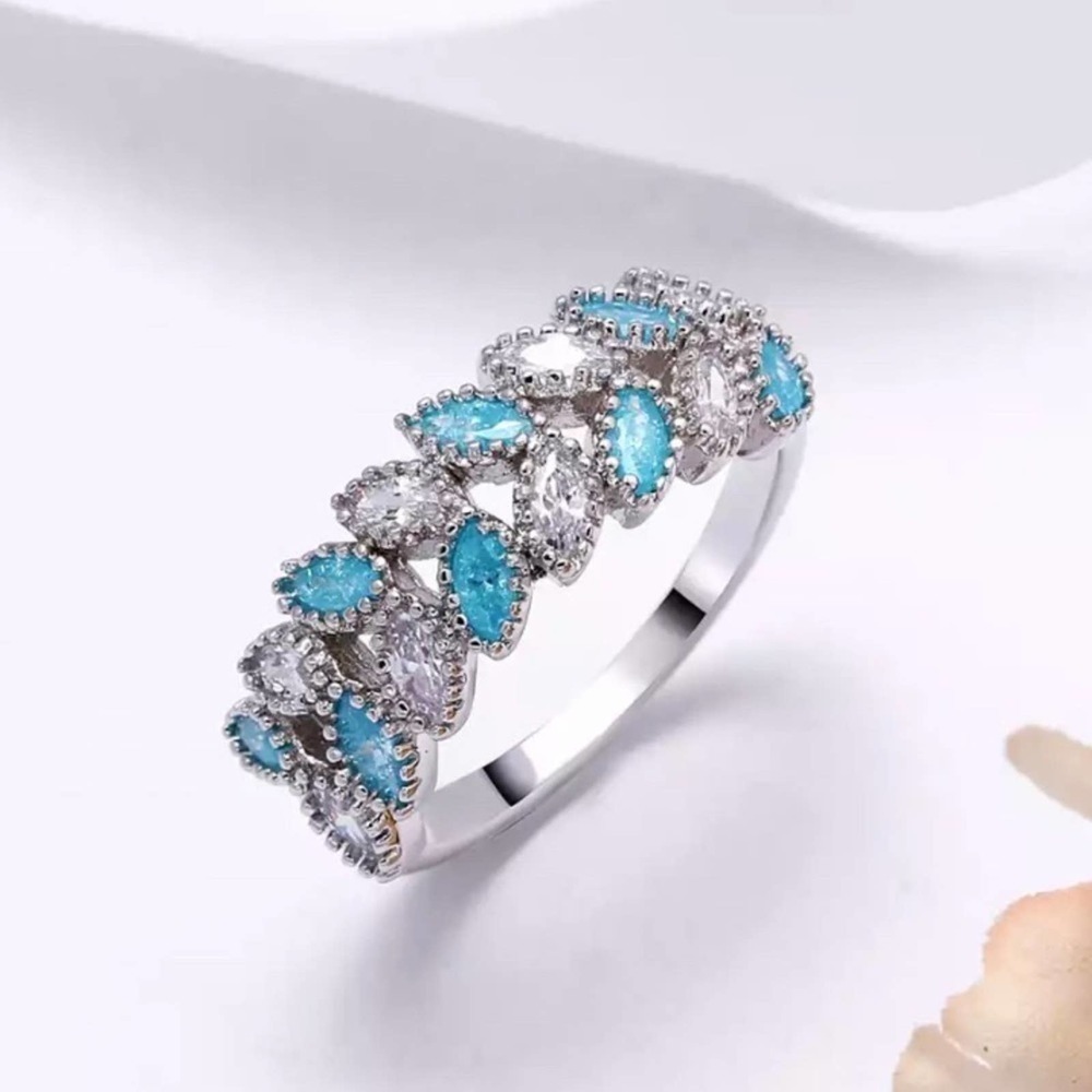 New Swarovski Elements Sky Blue Crystal Ring